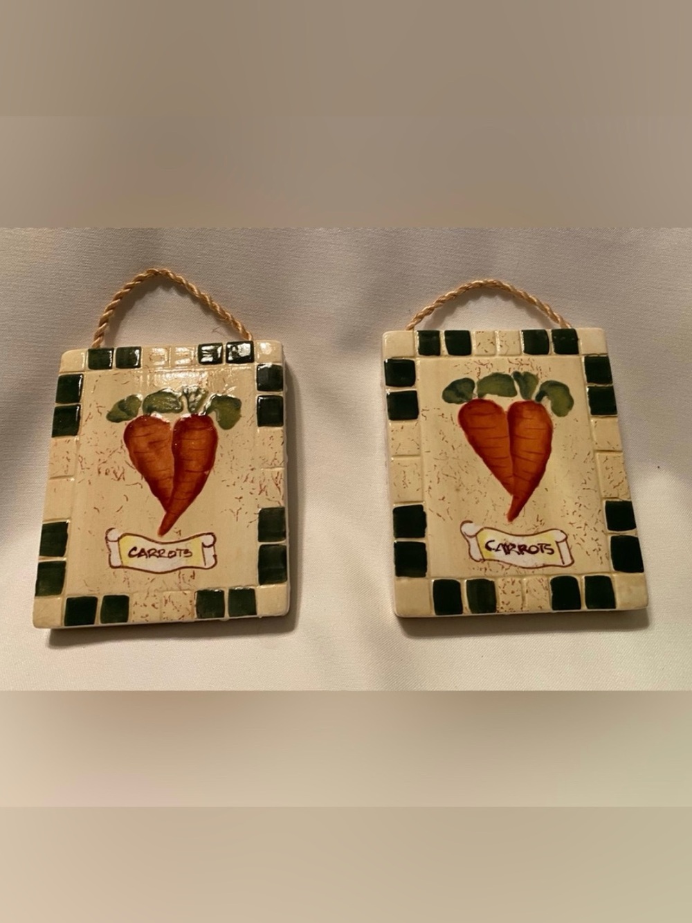Porcelain Trivet Carrots (2) Ceramic Wall Hangings Kitchen Decor 5x4" Beautiful